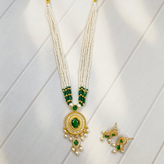 Adorable Designer Trendy Pearls Set