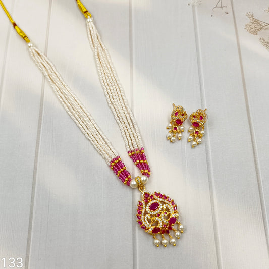 Dazzling Designer Trendy Chida Pearls Set