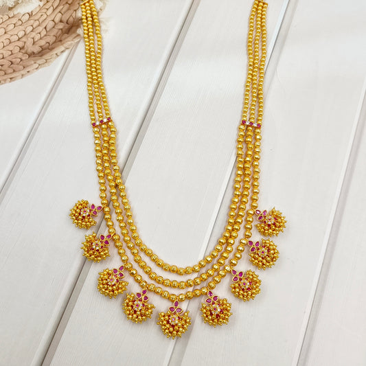 Magnetic Designer Trendy Kolhapuri Saaj