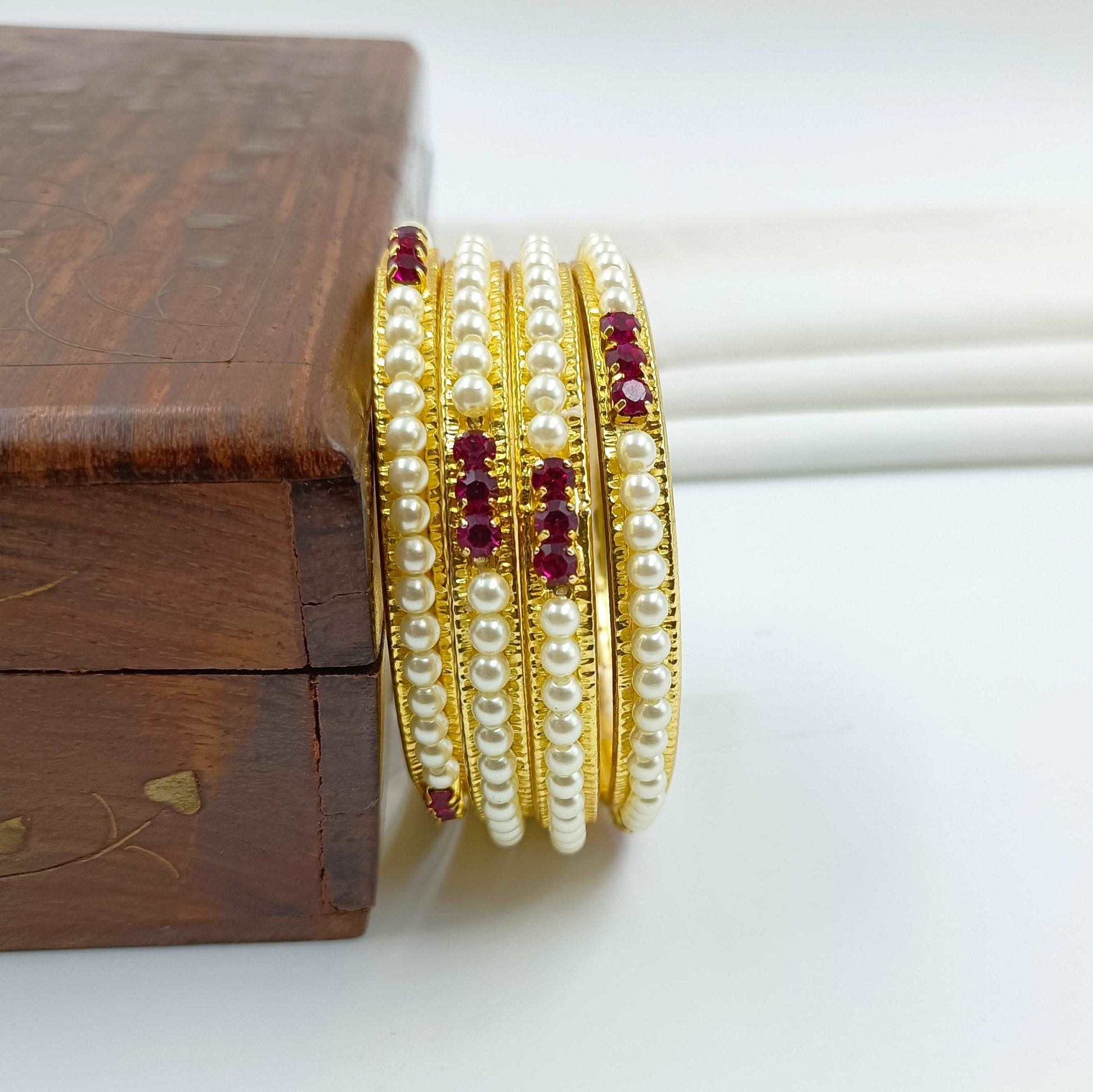 Pearl Bangles - Shree Radhe Pearls