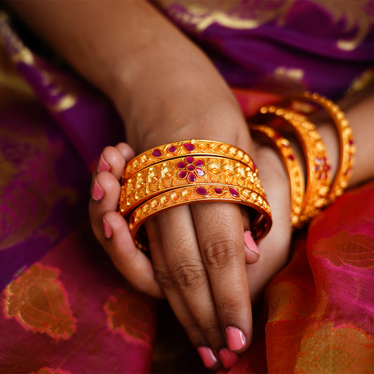 Phoolzadi Attractive Gold Plated Bangles Set - Shree Radhe Pearls