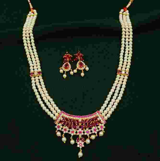 Splendid Designer Pearl Choker