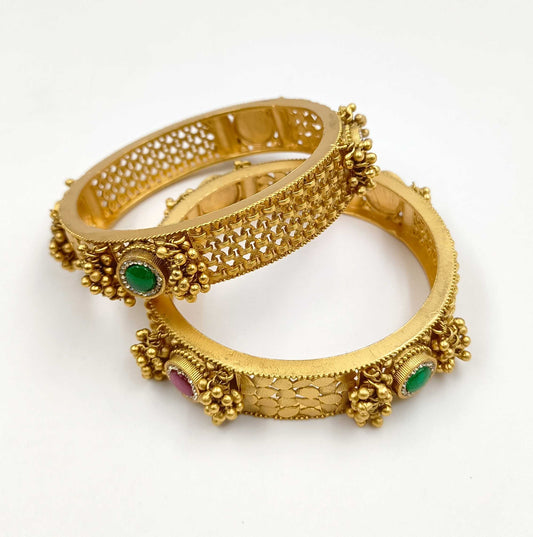 Attractive Designer Temple Fancy Bangles