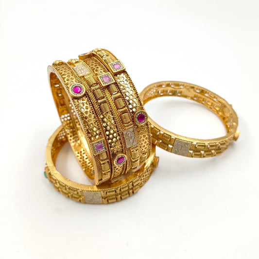 Unique Trendy Designer Fancy Bangles Set