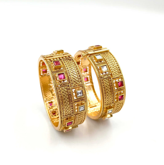 Dazzling Trendy Designer Fancy Bangles