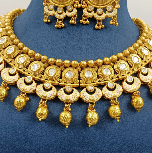 Attractive Unique Designer Rajwadi Short Set