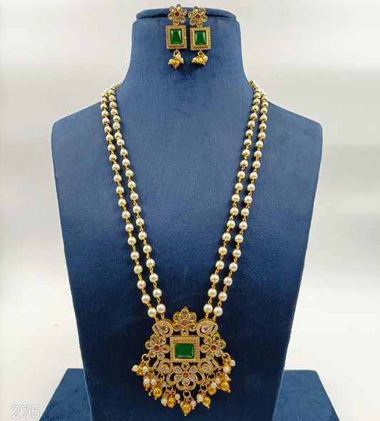 Splendid Floret Designer Pearls Set