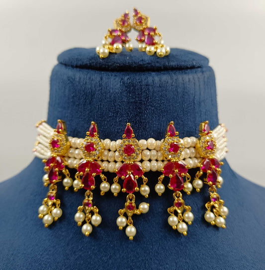 Sparkling Designer Pearls Choker Set