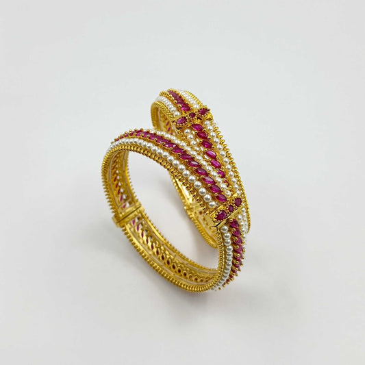 Unique Trendy Designer Pearls Bangles