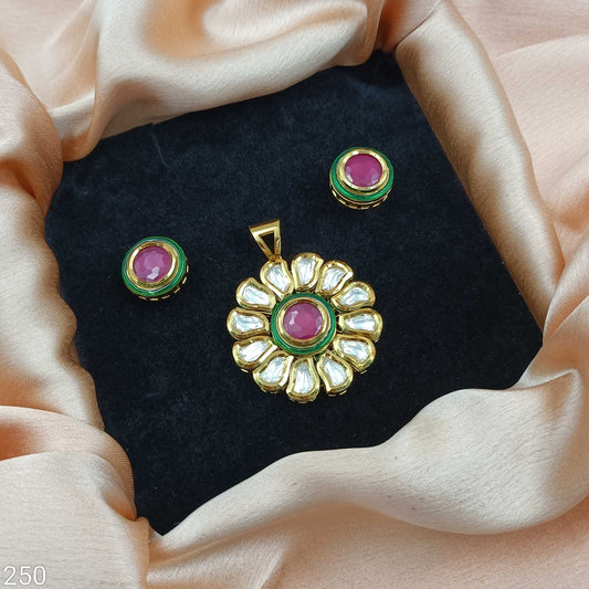 Floral Designer Pendent Set