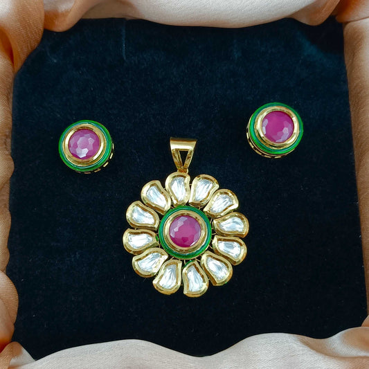 Floral Designer Pendent Set