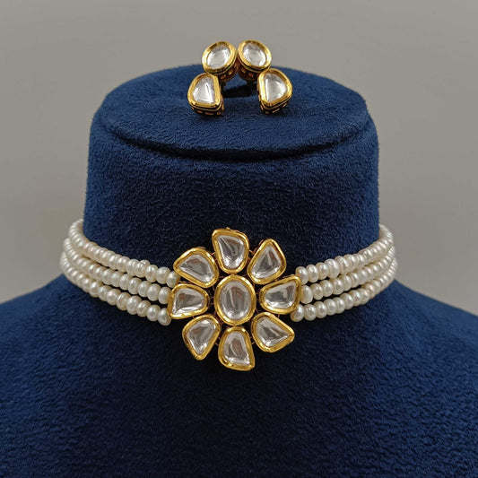 Gleaming Designer Fresh Water Pearls Choker