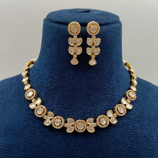 Captivating Kundan Designer Trendy Necklace Set