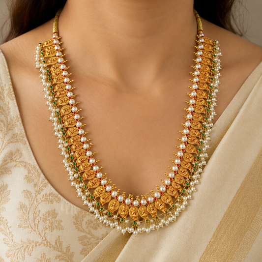 Divine Traditional Designer Kolhapuri Saaj