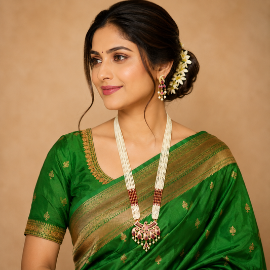 Glossy Designer Pearl Ranihaar