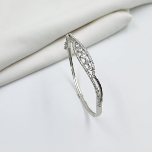 92.5 Silver Blooming Designer Bracelet Shree Radhe Pearls
