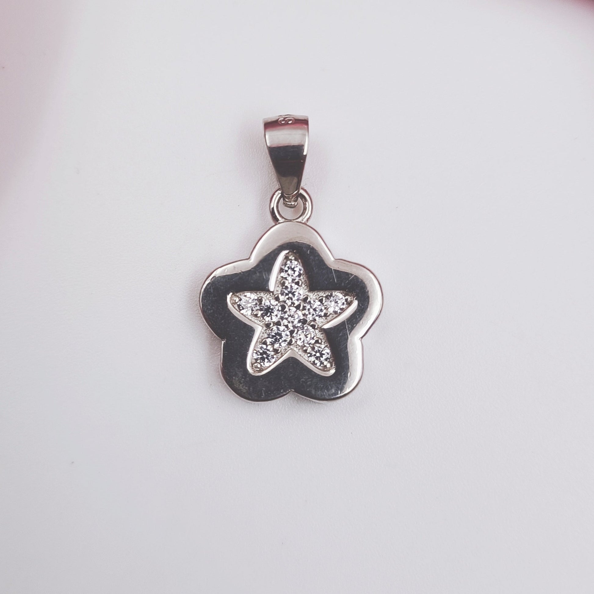 92.5 Silver Star Design Only Pendent Shree Radhe Pearls