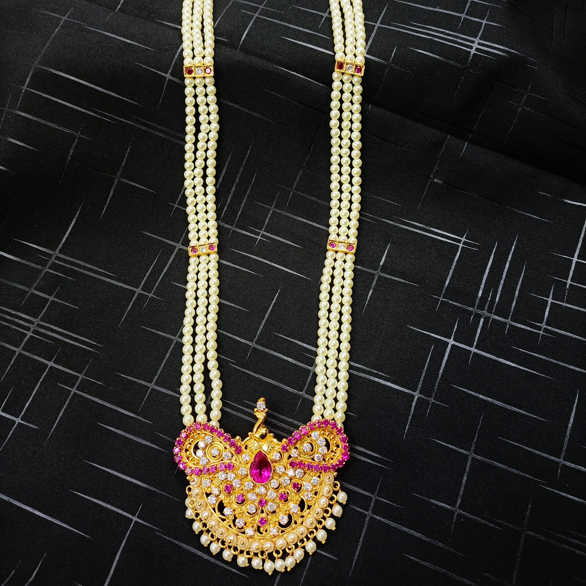 Brilliant Pearl Ranihaar Shree Radhe Pearls