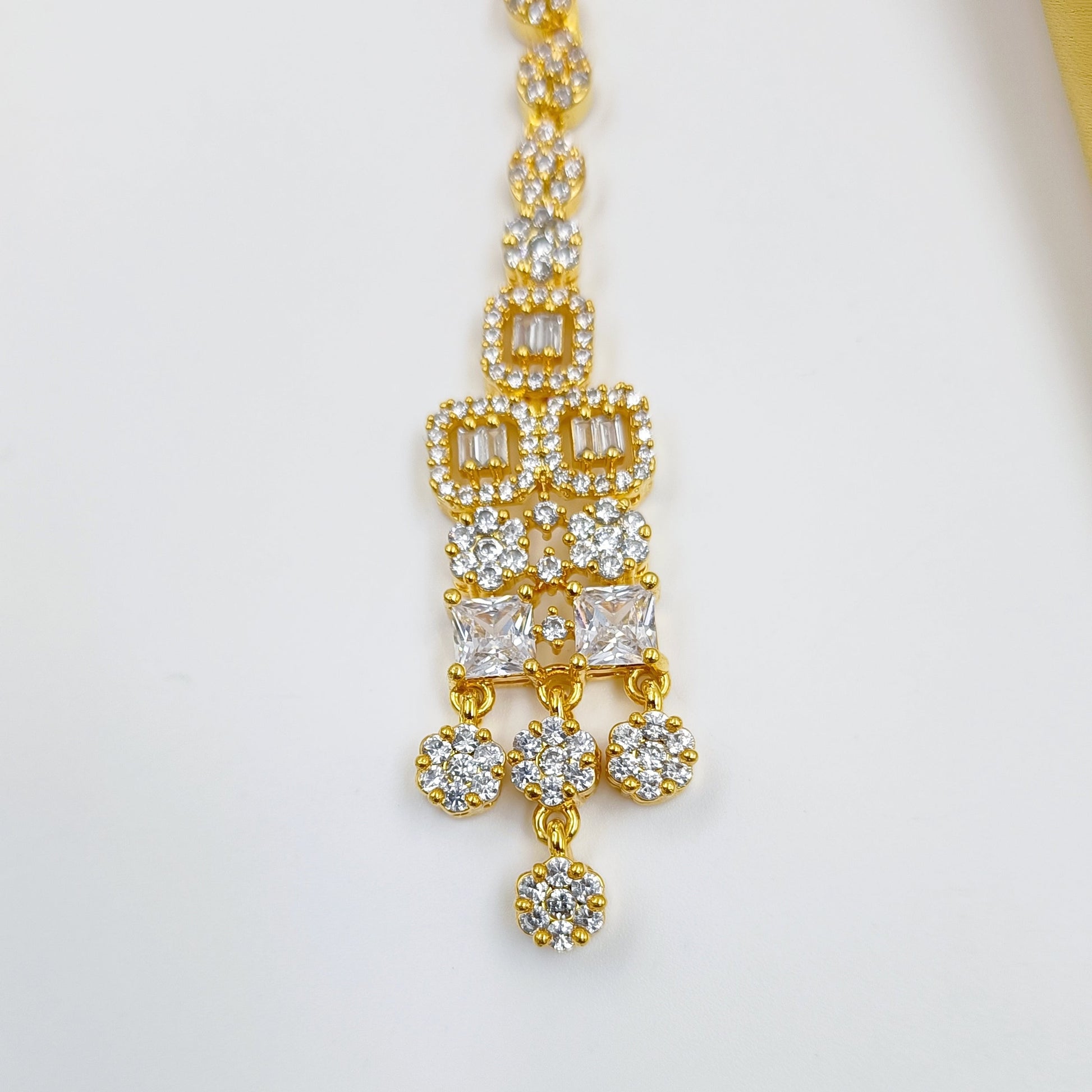 Classic Design Bindi Shree Radhe Pearls