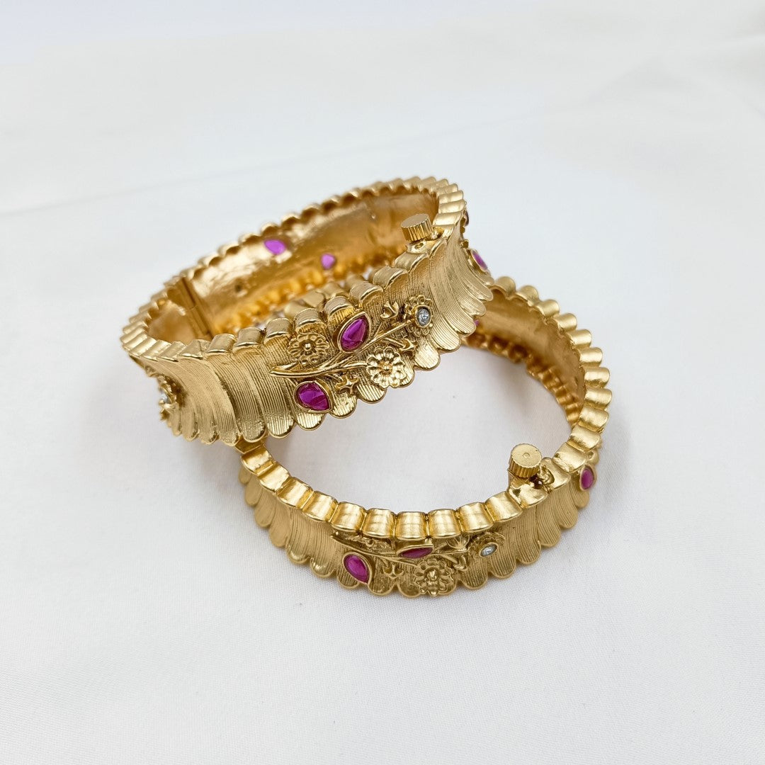 Designer Kada In Antique Finish ( Bangles ) Shree Radhe Pearls
