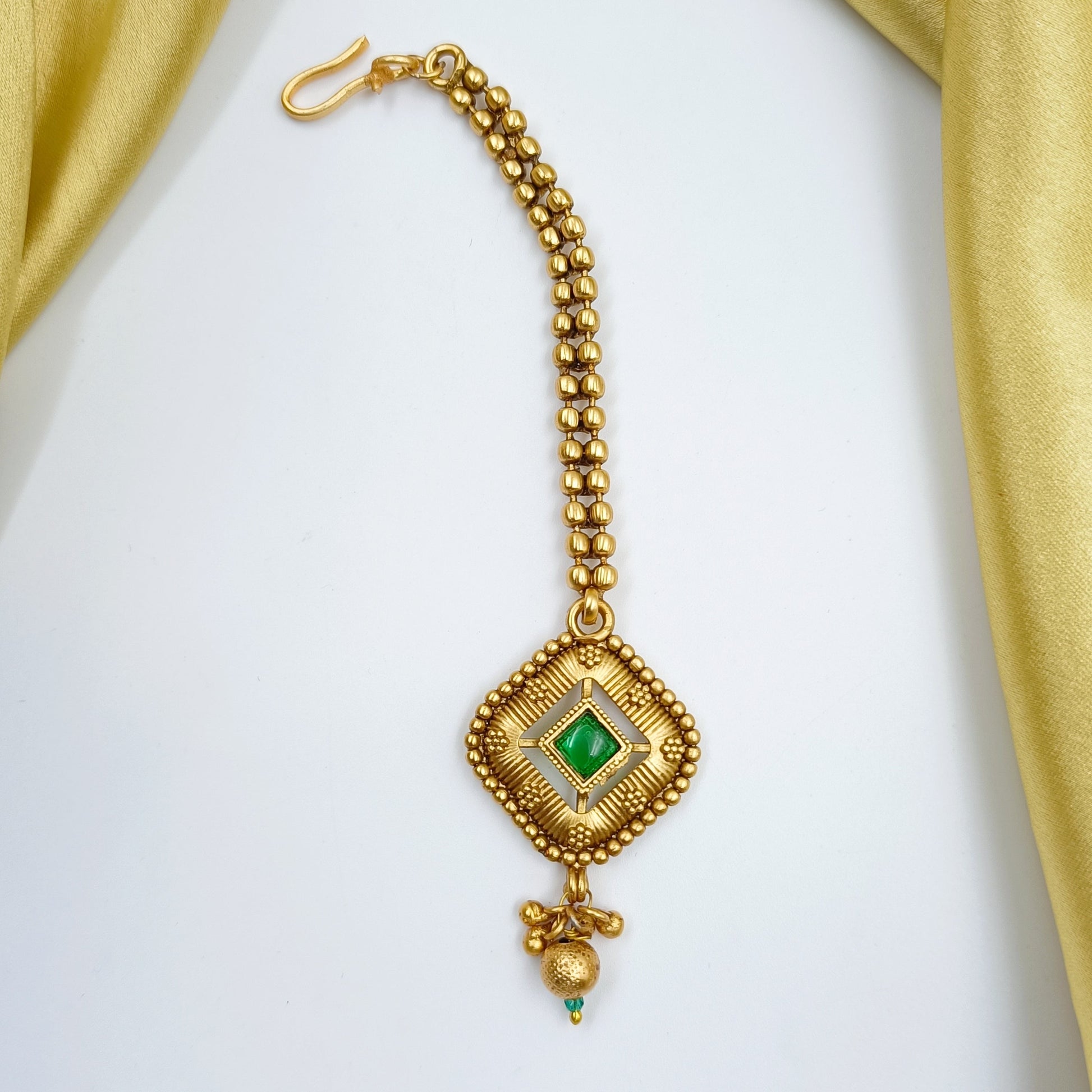 Elegant Designer Antique Finish Mang Tika Shree Radhe Pearls