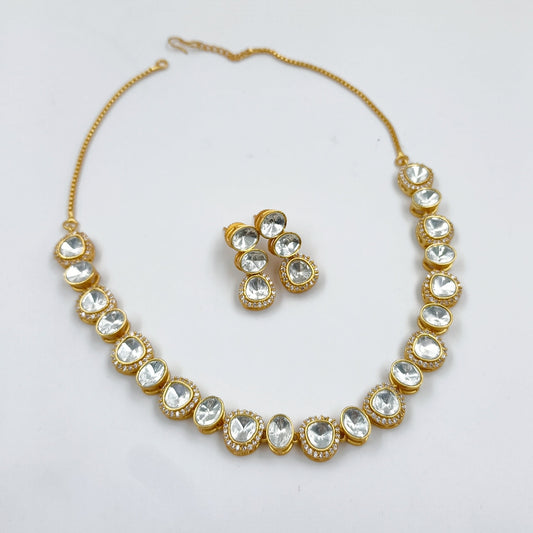 Enticing Oval Shape Kundan Set Shree Radhe Pearls