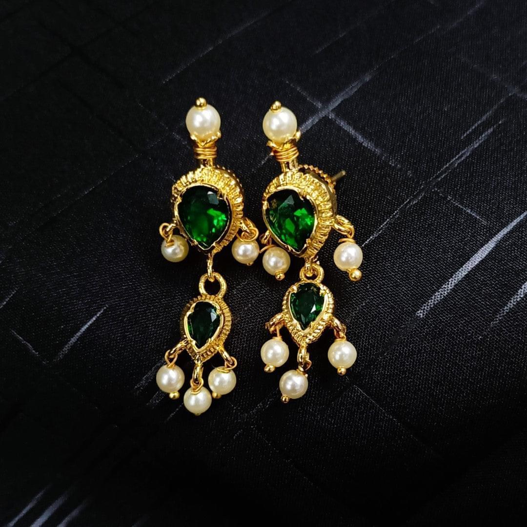 Green Stone with Shiny Pearls Traditional Adjustable Thread Tanmani Shree Radhe Pearls