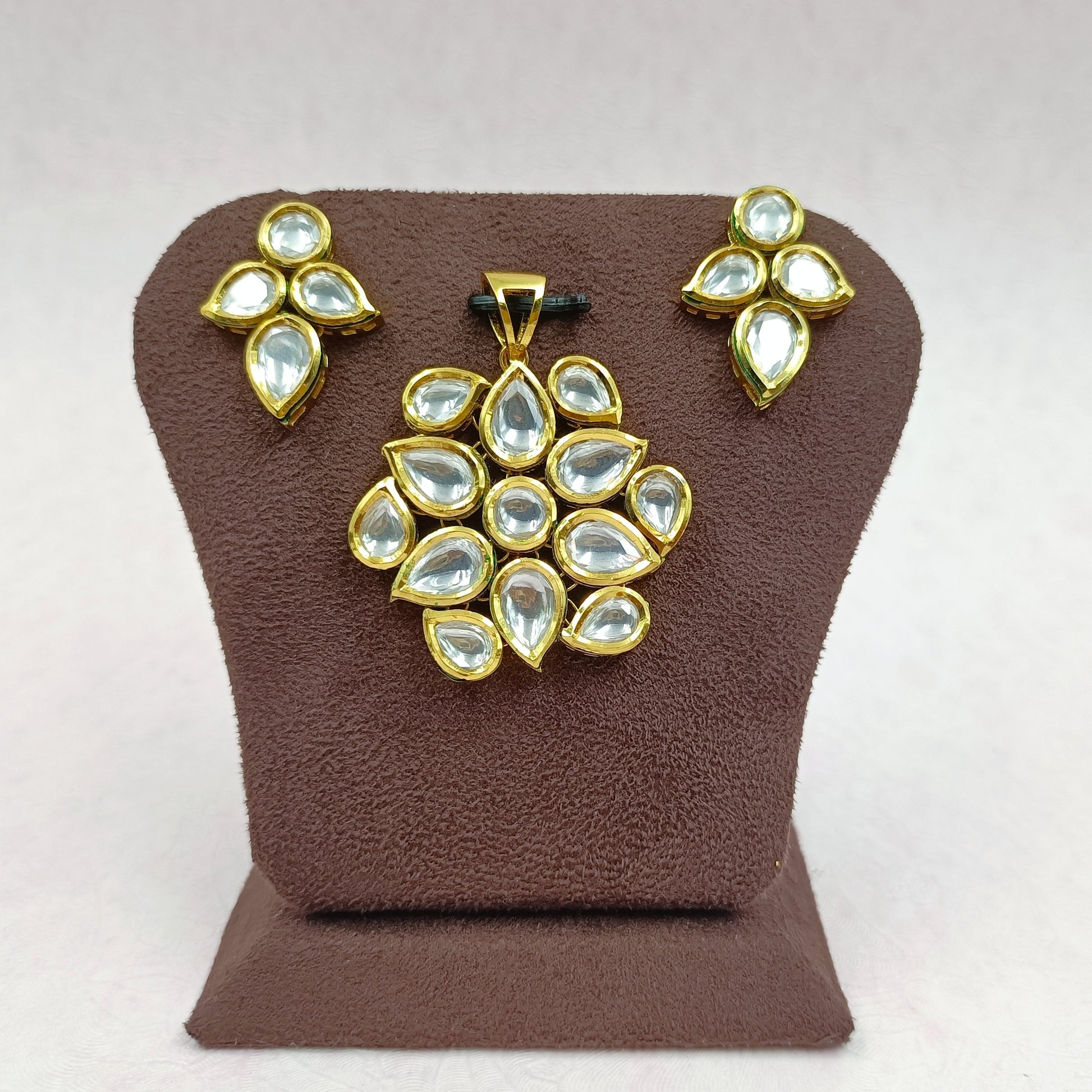 Kundan Pendant Set With Earrings Shree Radhe Pearls