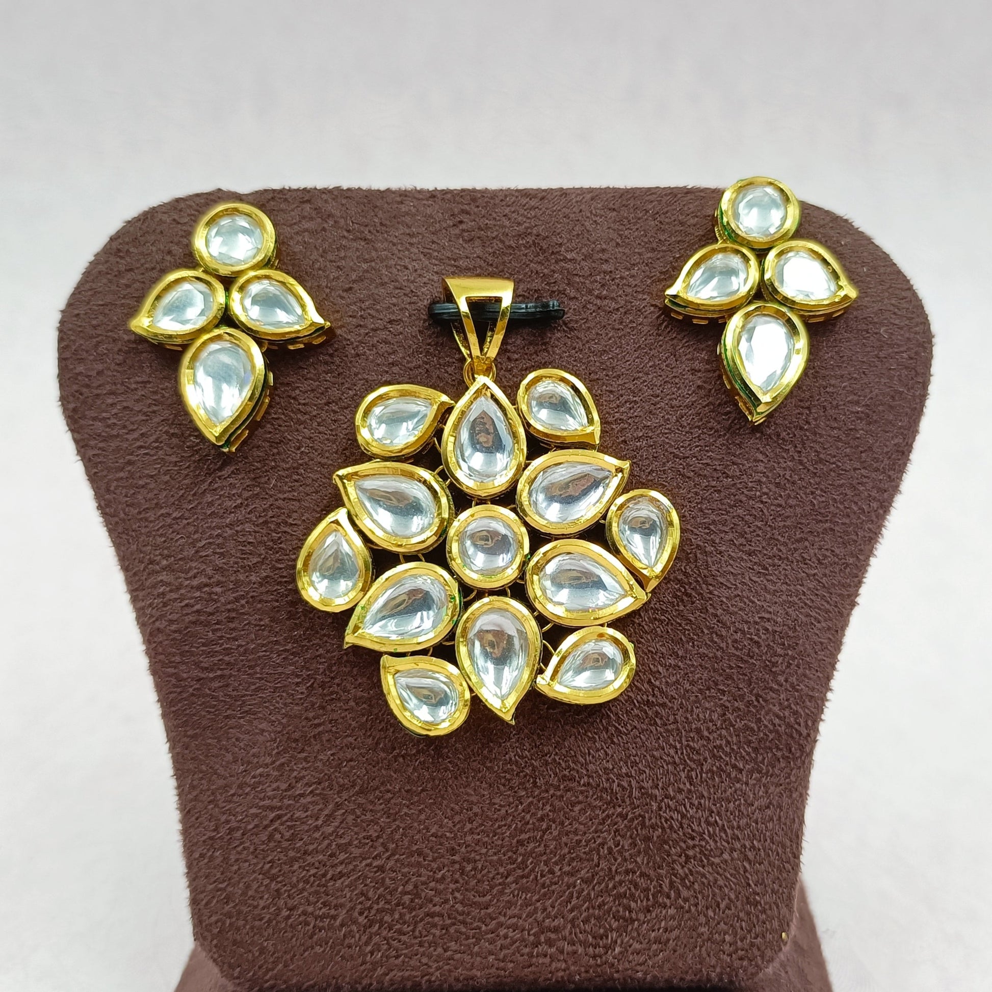 Kundan Pendant Set With Earrings Shree Radhe Pearls