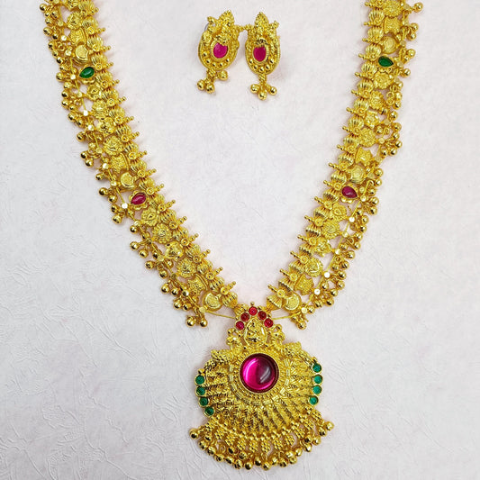 Multicolure Kemp Stone Studded Traditional Kolhapuri Saaj Shree Radhe Pearls