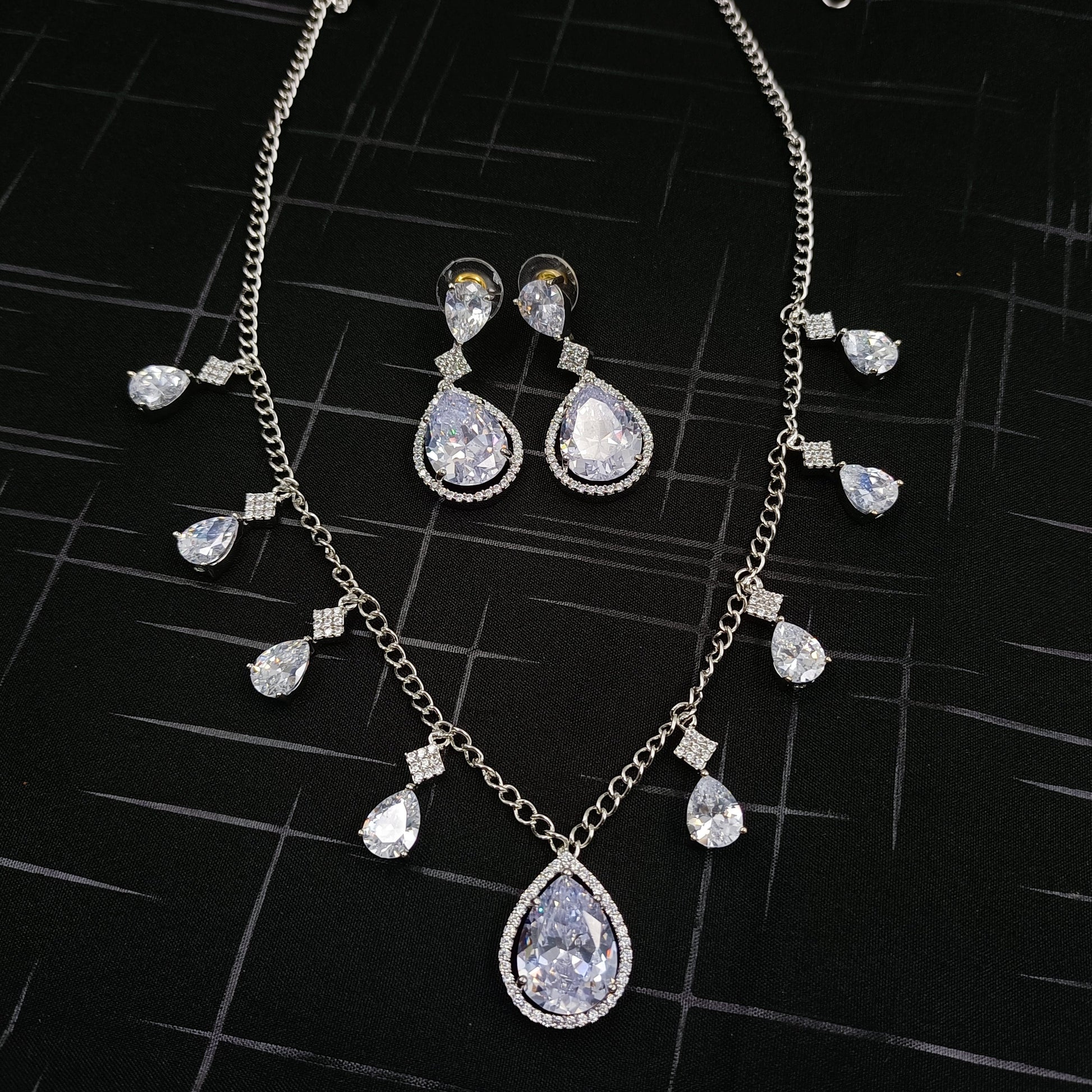 Pretty Designer Dia Necklace Shree Radhe Pearls