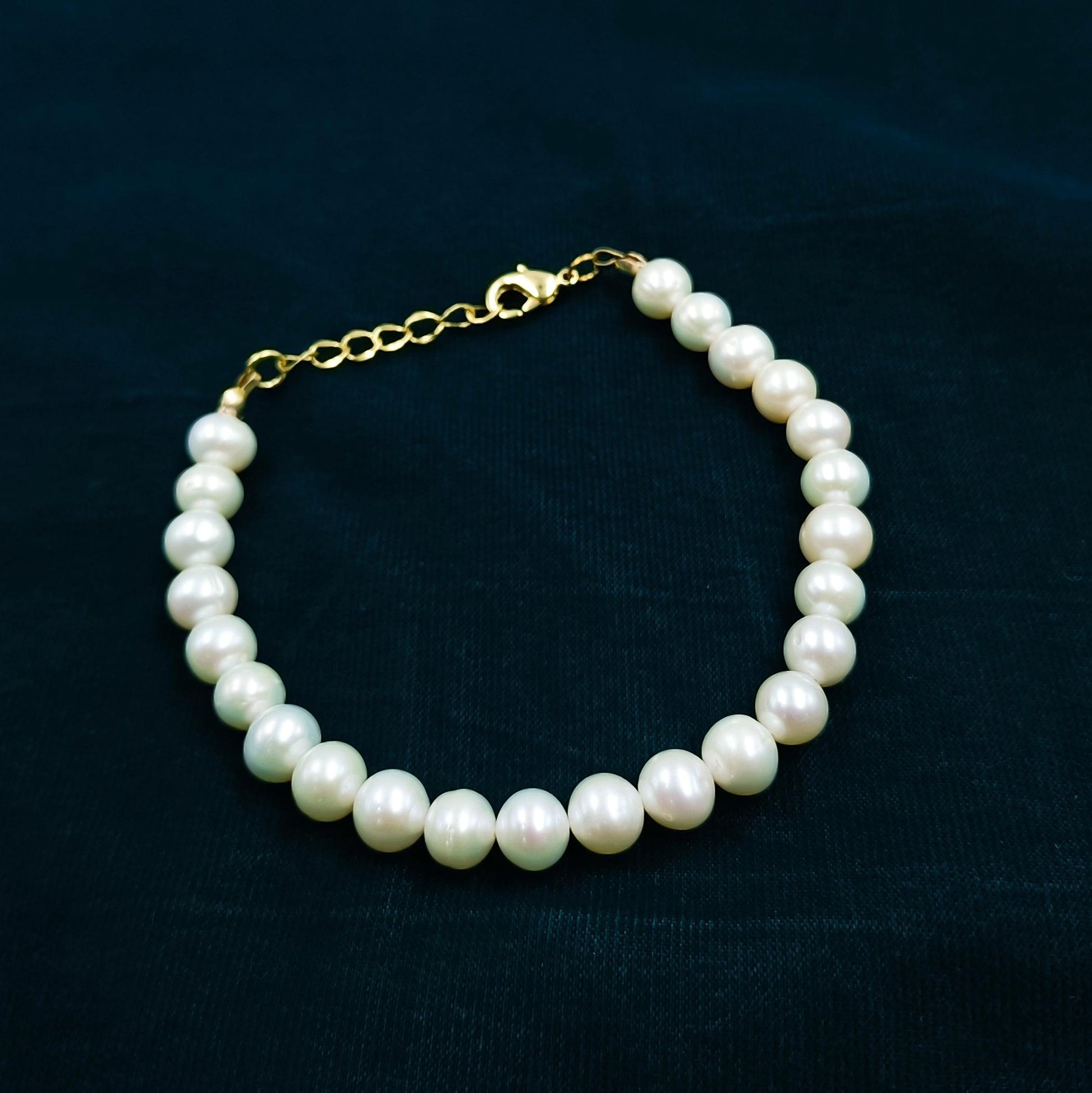 Round Shape Pearl Bracelet Shree Radhe Pearls