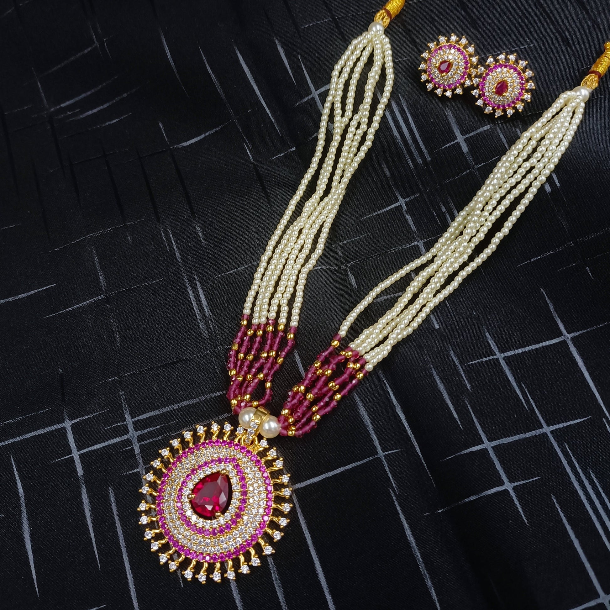 Traditional Semi Set Shree Radhe Pearls